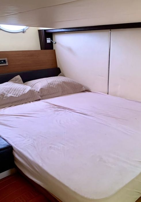 aluguel de lancha em florianopolis passeio de lancha em florianopolis ecoturismo boats vou de lanhca Atlantis 400 HT (4)