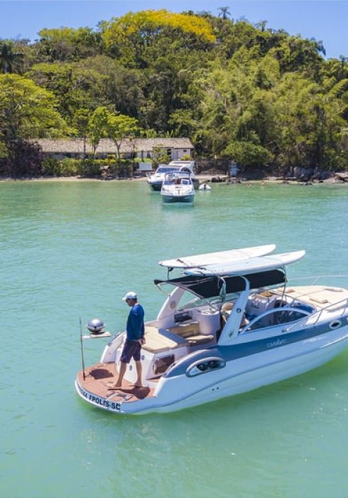 aluguel de lancha em florianopolis passeio de lancha em florianopolis ecoturismo boats vou de lanhca evolve 270 (8)